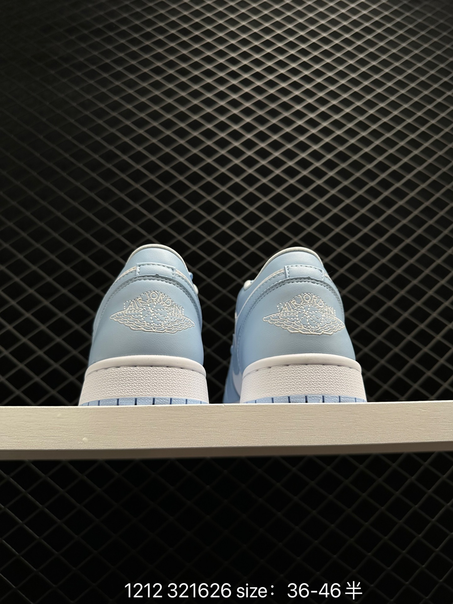 Air Jordan 1 Low AJ1